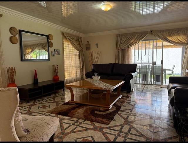4 BEDROOM HOUSE FOR SALE IN CHANTELLE